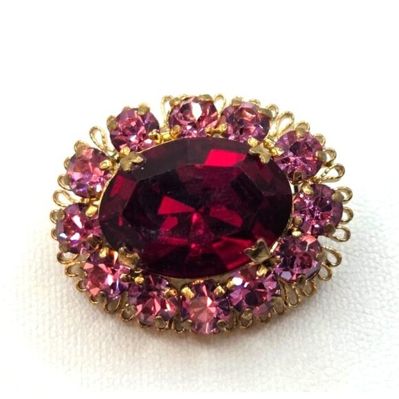 Vintage Austrian Gold-Tone Brooch With Red & Pink Rhinestones Oval Design - Picture 1 of 3